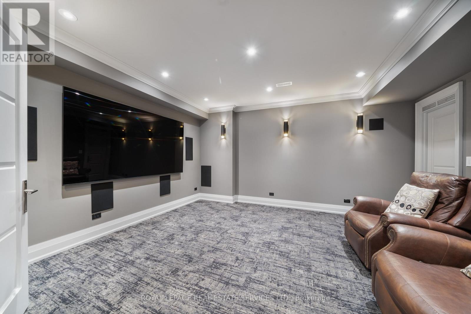 












83 KIMBARK BOULEVARD

,
Toronto,




Ontario
M5N2X9

