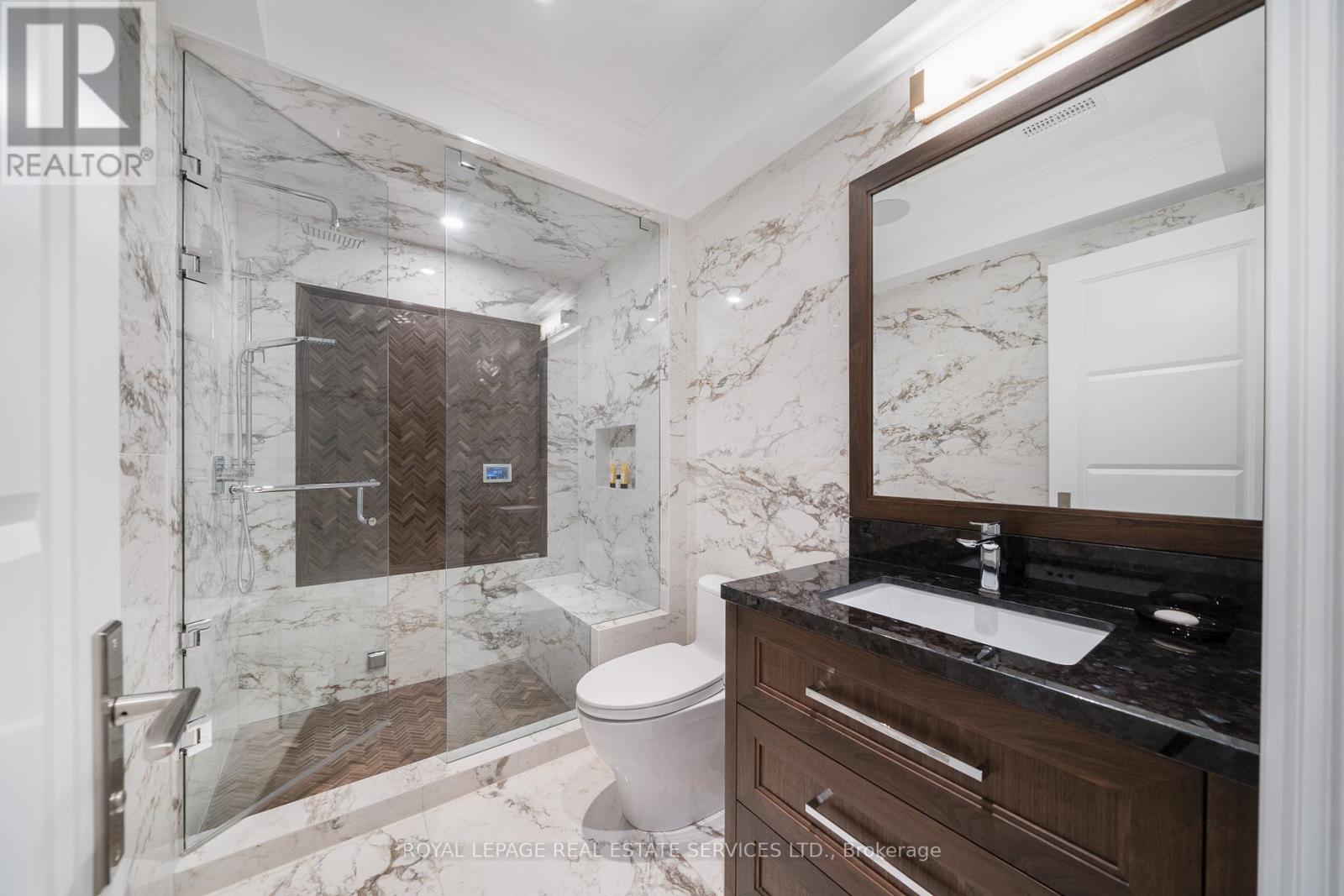 












83 KIMBARK BOULEVARD

,
Toronto,




Ontario
M5N2X9

