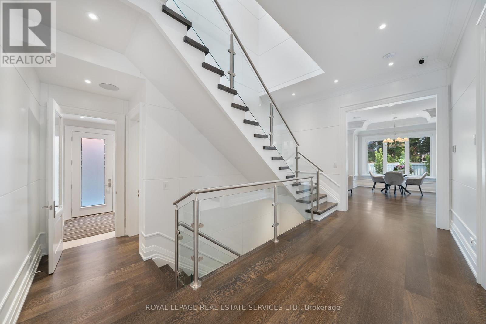 












83 KIMBARK BOULEVARD

,
Toronto,




Ontario
M5N2X9


