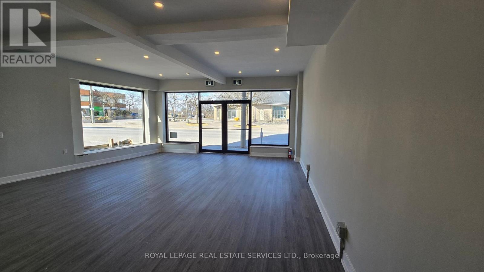 












B - 169 EAST MAIN STREET

,
Welland,




Ontario
L3B3W7


