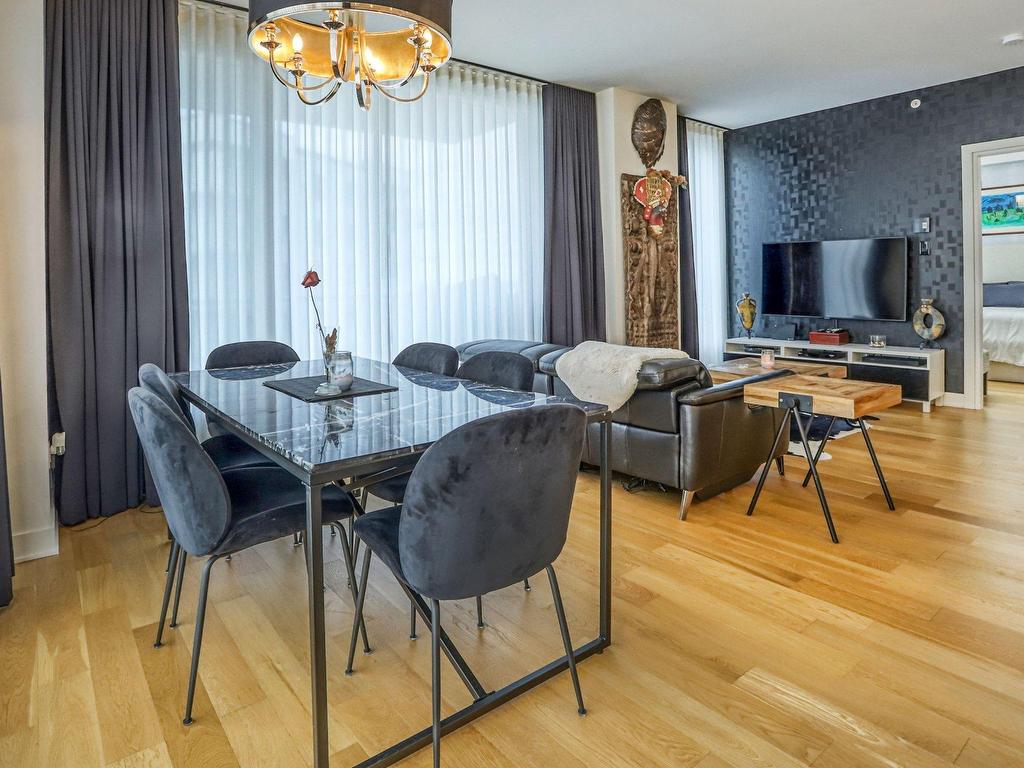 









3647


Av. Jean-Béraud

, 1407,
Laval (Chomedey),




QC
H7T0N4

