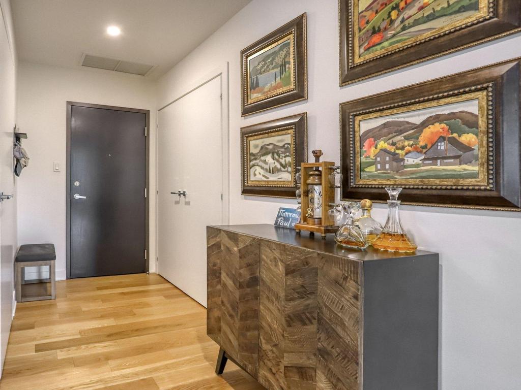 









3647


Av. Jean-Béraud

, 1407,
Laval (Chomedey),




QC
H7T0N4


