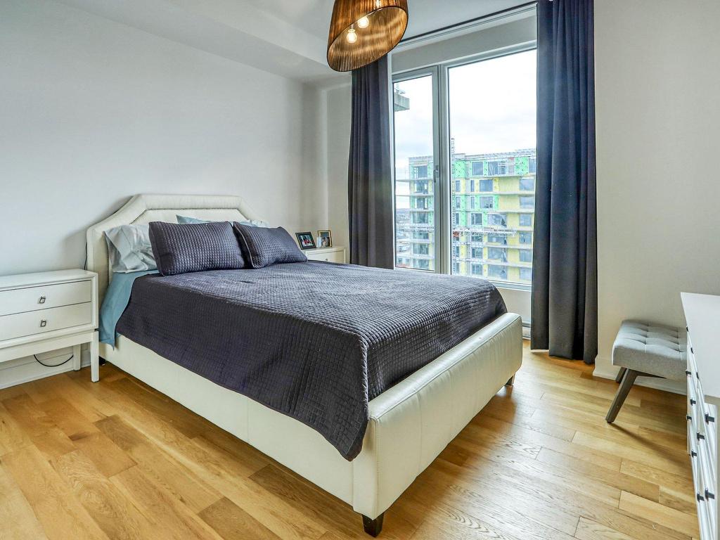 









3647


Av. Jean-Béraud

, 1407,
Laval (Chomedey),




QC
H7T0N4

