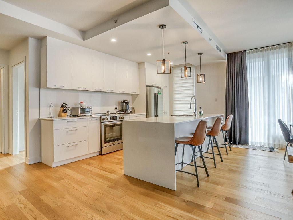 









3647


Av. Jean-Béraud

, 1407,
Laval (Chomedey),




QC
H7T0N4

