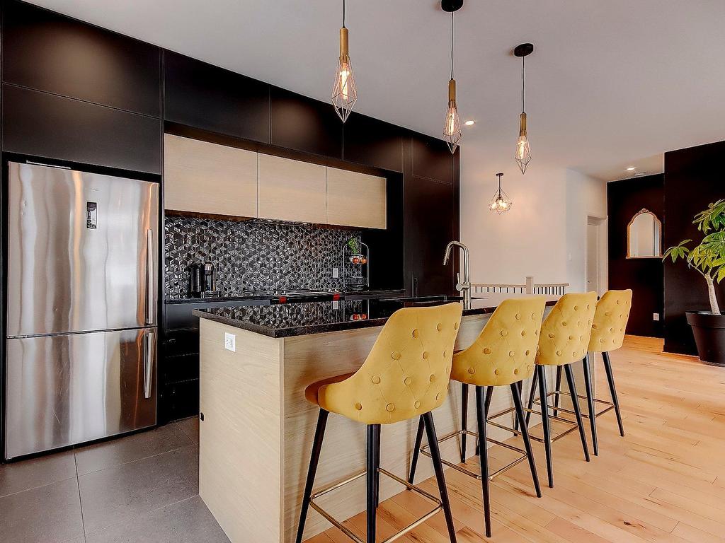 









5


Rue des Lilas

,
Saint-Jean-sur-Richelieu,




QC
J2W1C4

