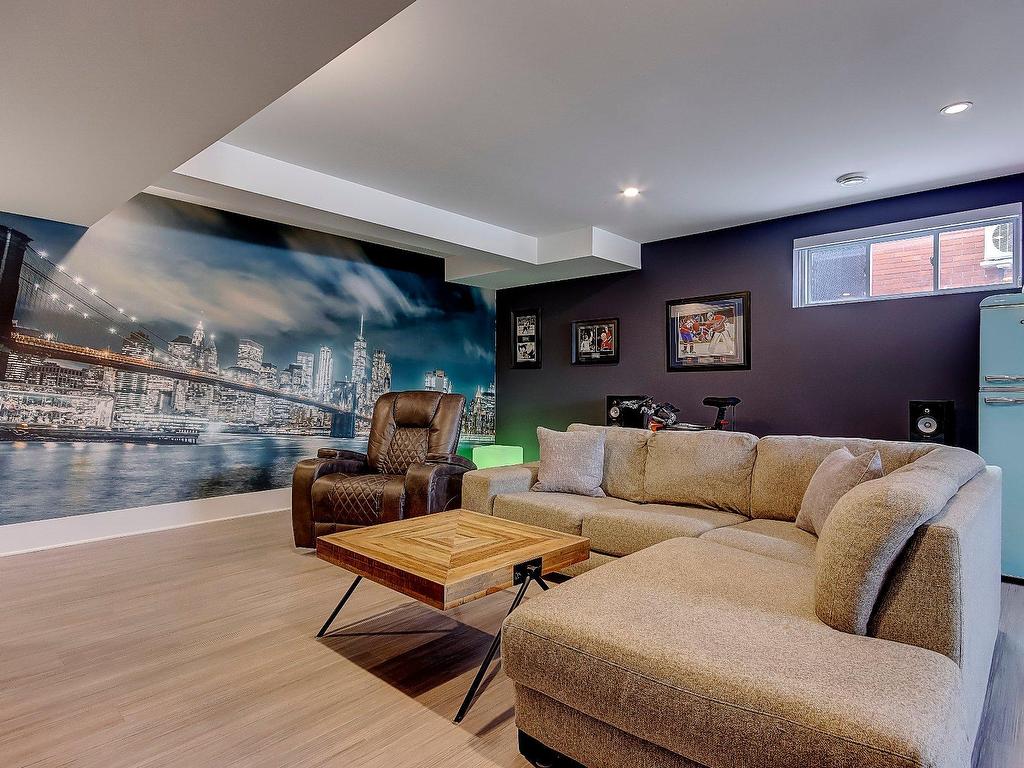 









5


Rue des Lilas

,
Saint-Jean-sur-Richelieu,




QC
J2W1C4

