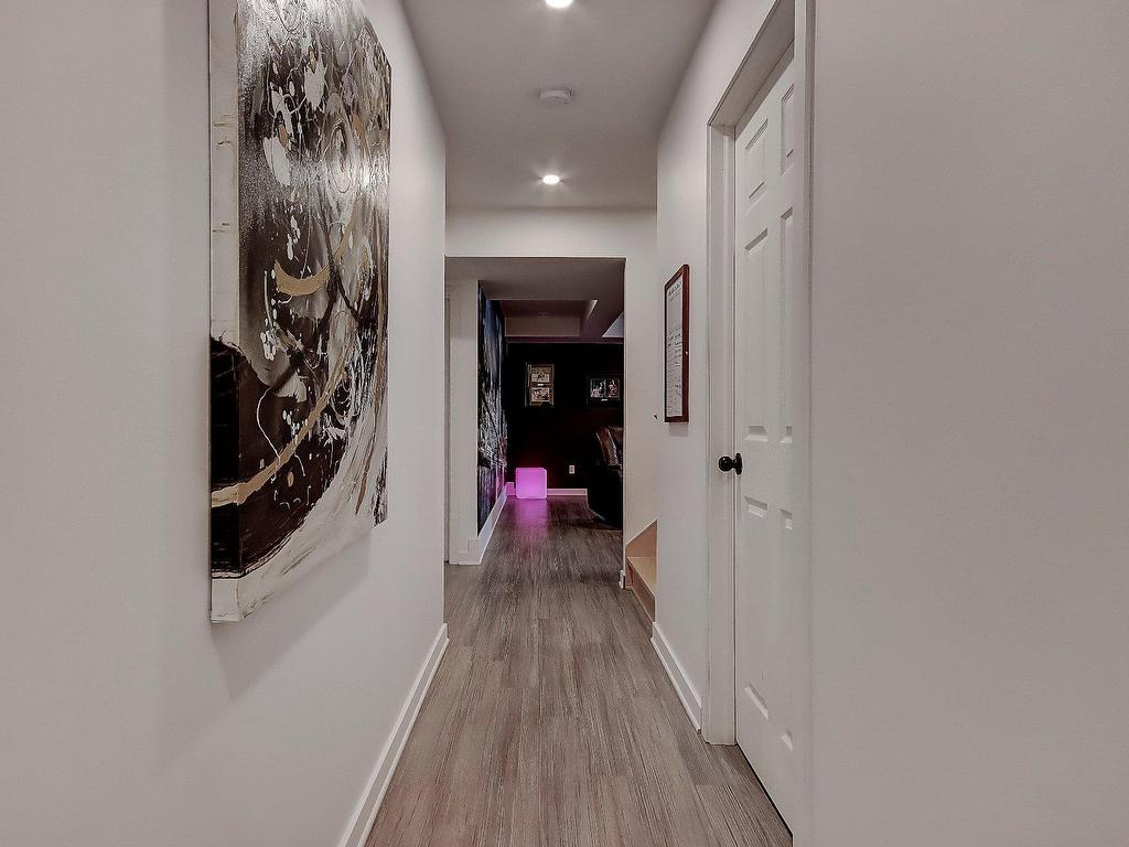 









5


Rue des Lilas

,
Saint-Jean-sur-Richelieu,




QC
J2W1C4

