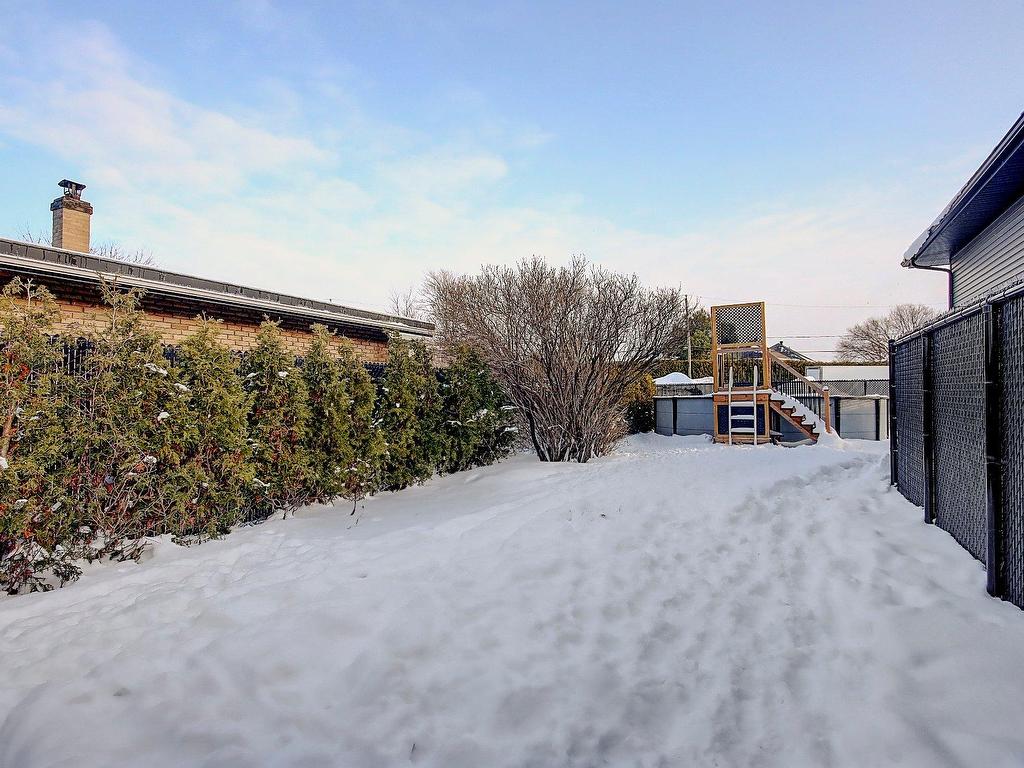 









5


Rue des Lilas

,
Saint-Jean-sur-Richelieu,




QC
J2W1C4

