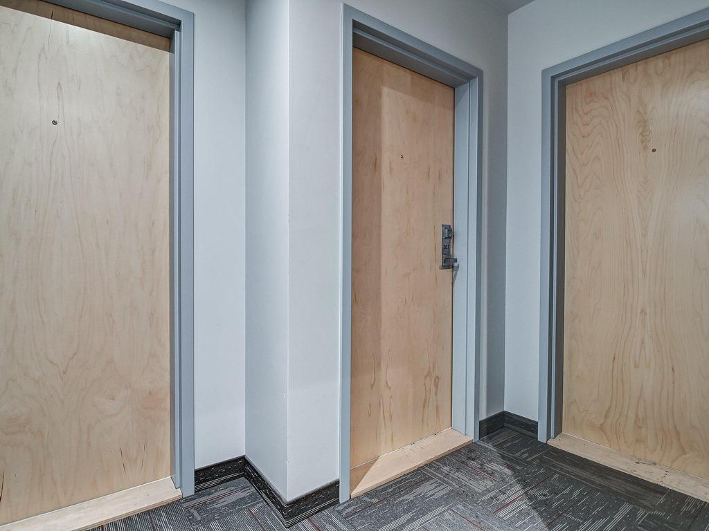 









1212


Rue Bishop

, 307,
Montréal (Ville-Marie),




QC
H3G2H3

