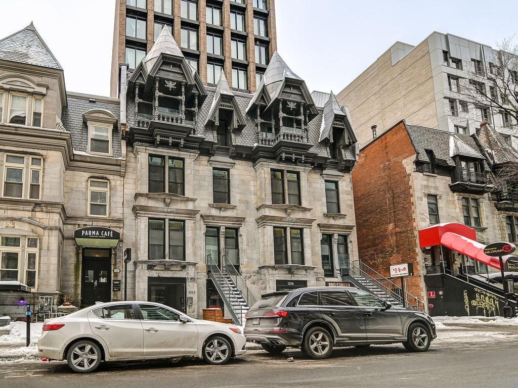 









1212


Rue Bishop

, 307,
Montréal (Ville-Marie),




QC
H3G2H3

