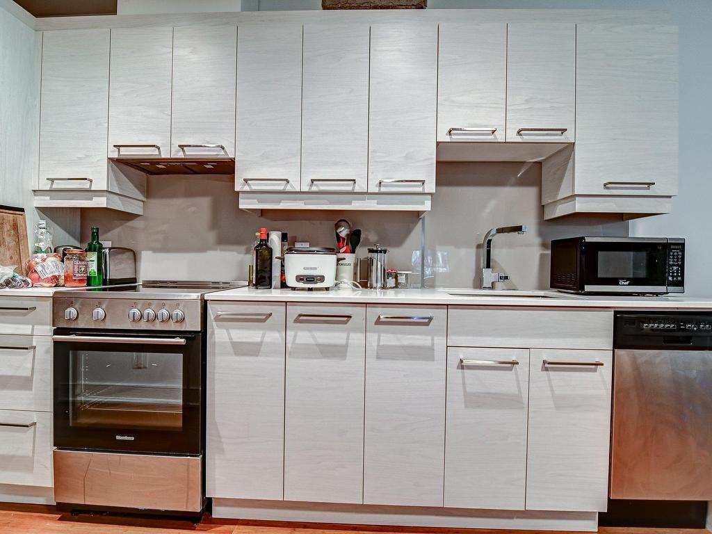 









1212


Rue Bishop

, 307,
Montréal (Ville-Marie),




QC
H3G2H3

