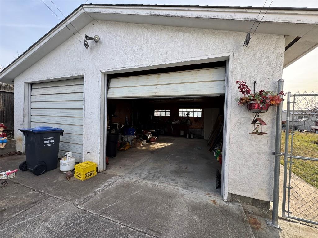 









1444


Ridgedale

Avenue,
Penticton,




BC
V2A 2S2

