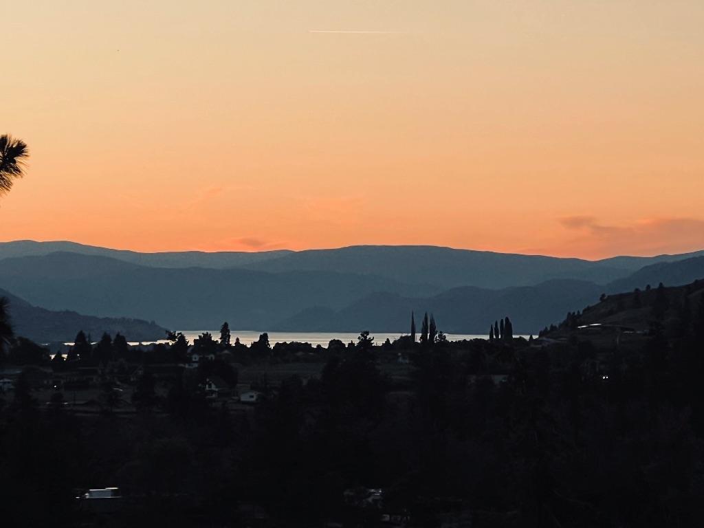 









1444


Ridgedale

Avenue,
Penticton,




BC
V2A 2S2


