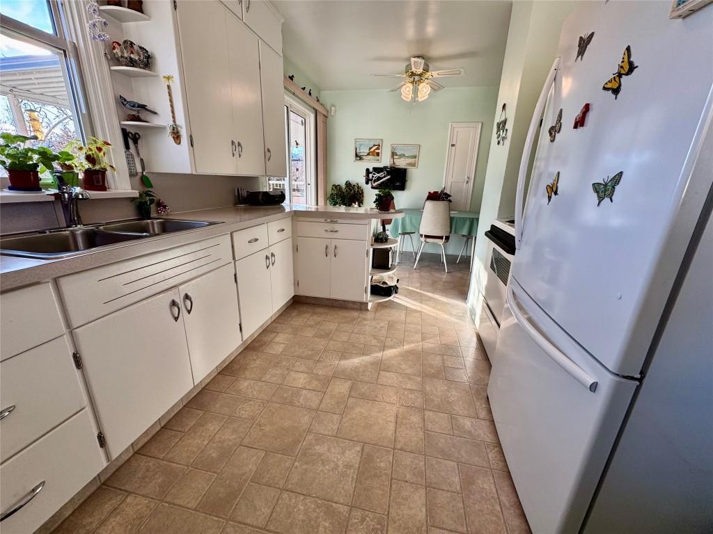 









1444


Ridgedale

Avenue,
Penticton,




BC
V2A 2S2


