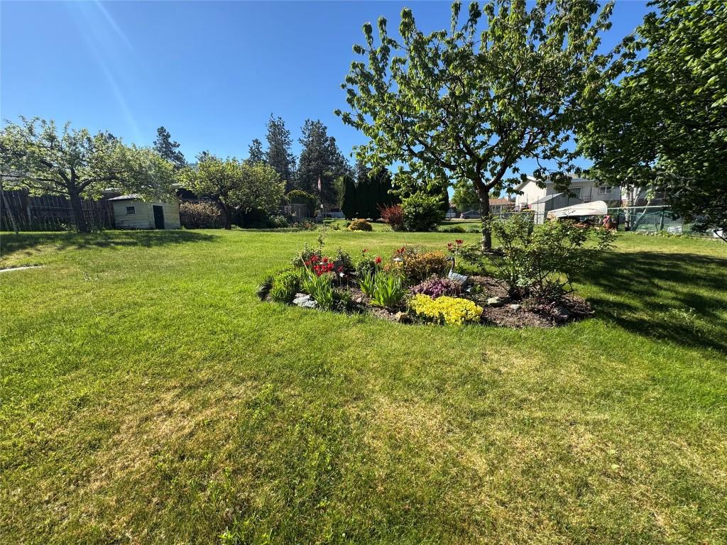 









1444


Ridgedale

Avenue,
Penticton,




BC
V2A 2S2

