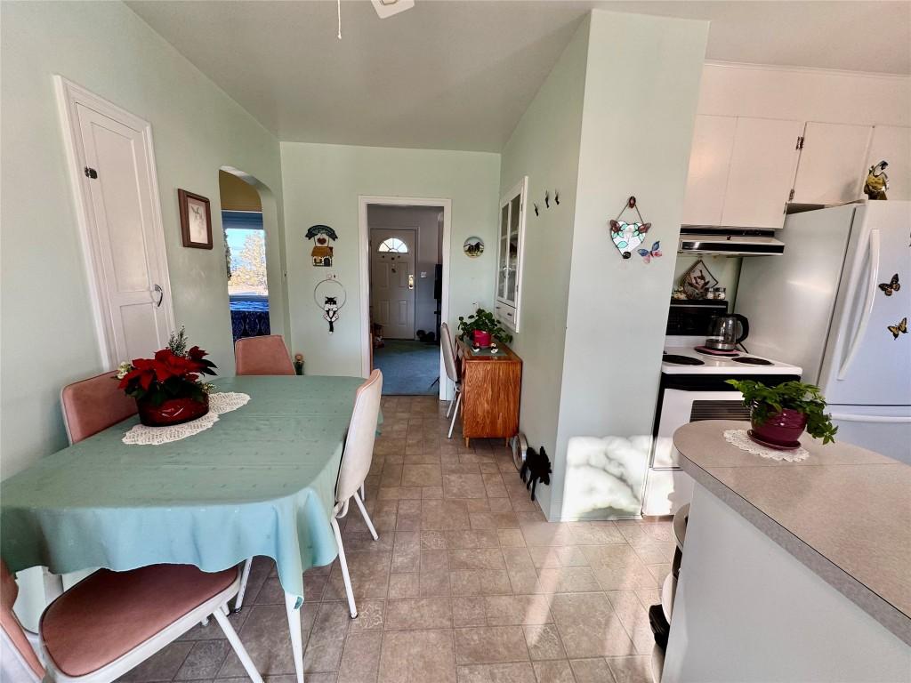 









1444


Ridgedale

Avenue,
Penticton,




BC
V2A 2S2

