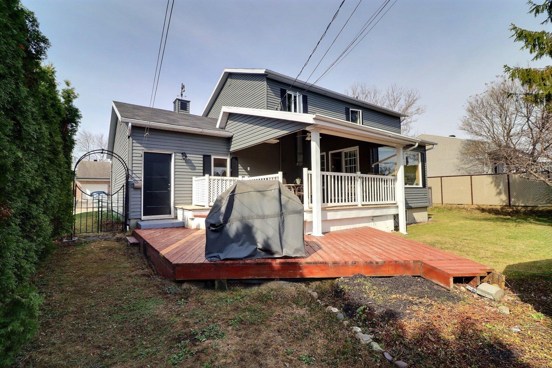 









77


Rue de Clichy

,
Québec (Beauport),




QC
G1C6P9

