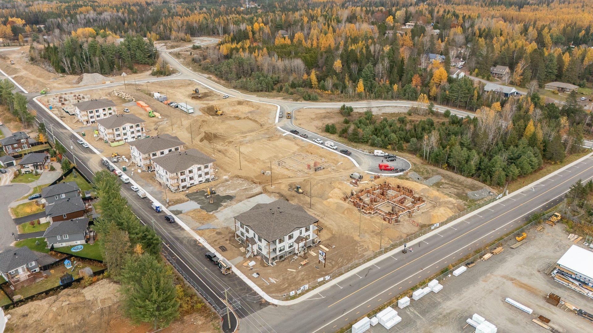 









590


Rue du Ruisseau

, 201,
Mont-Tremblant,




QC
J8E0S6

