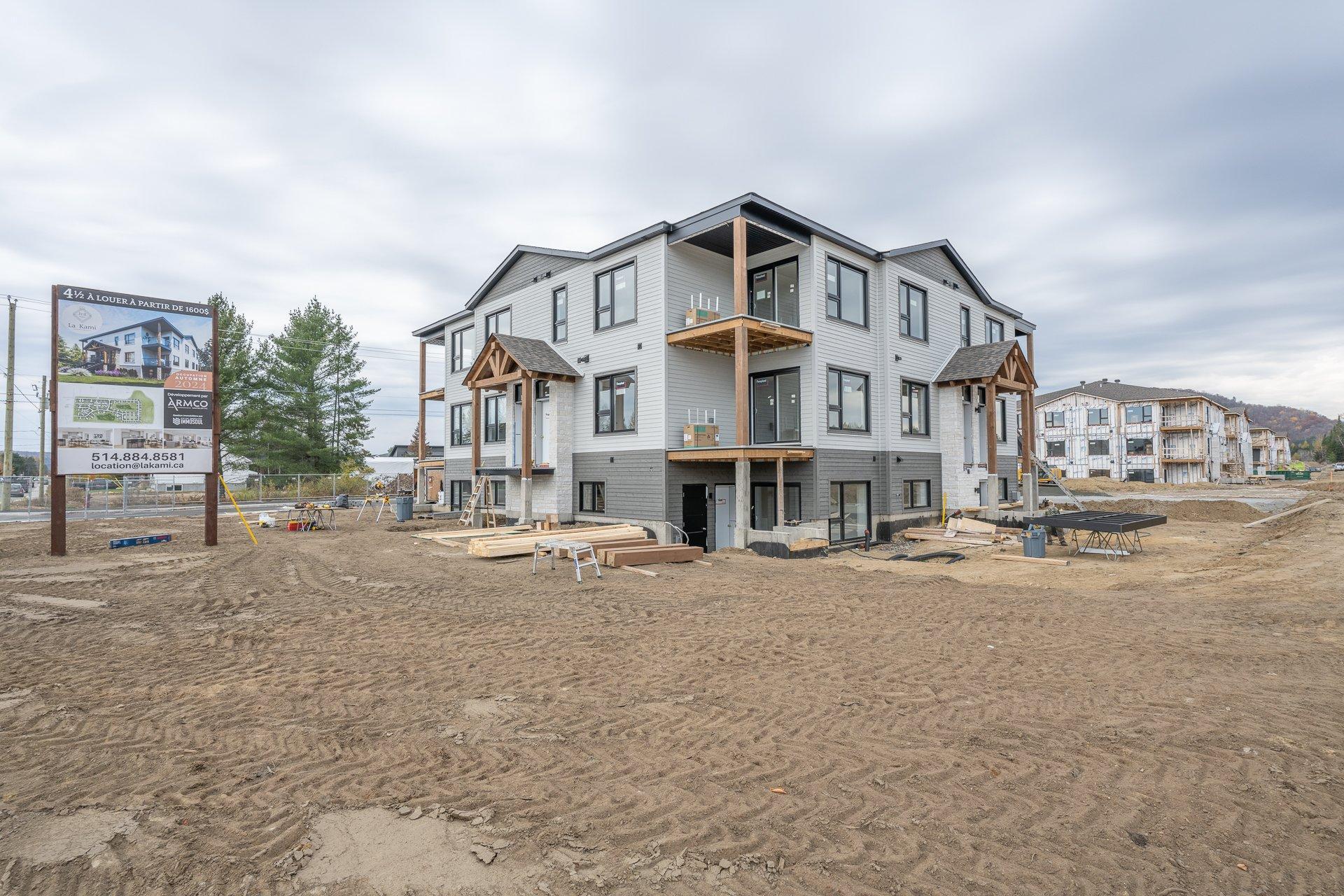









590


Rue du Ruisseau

, 201,
Mont-Tremblant,




QC
J8E0S6

