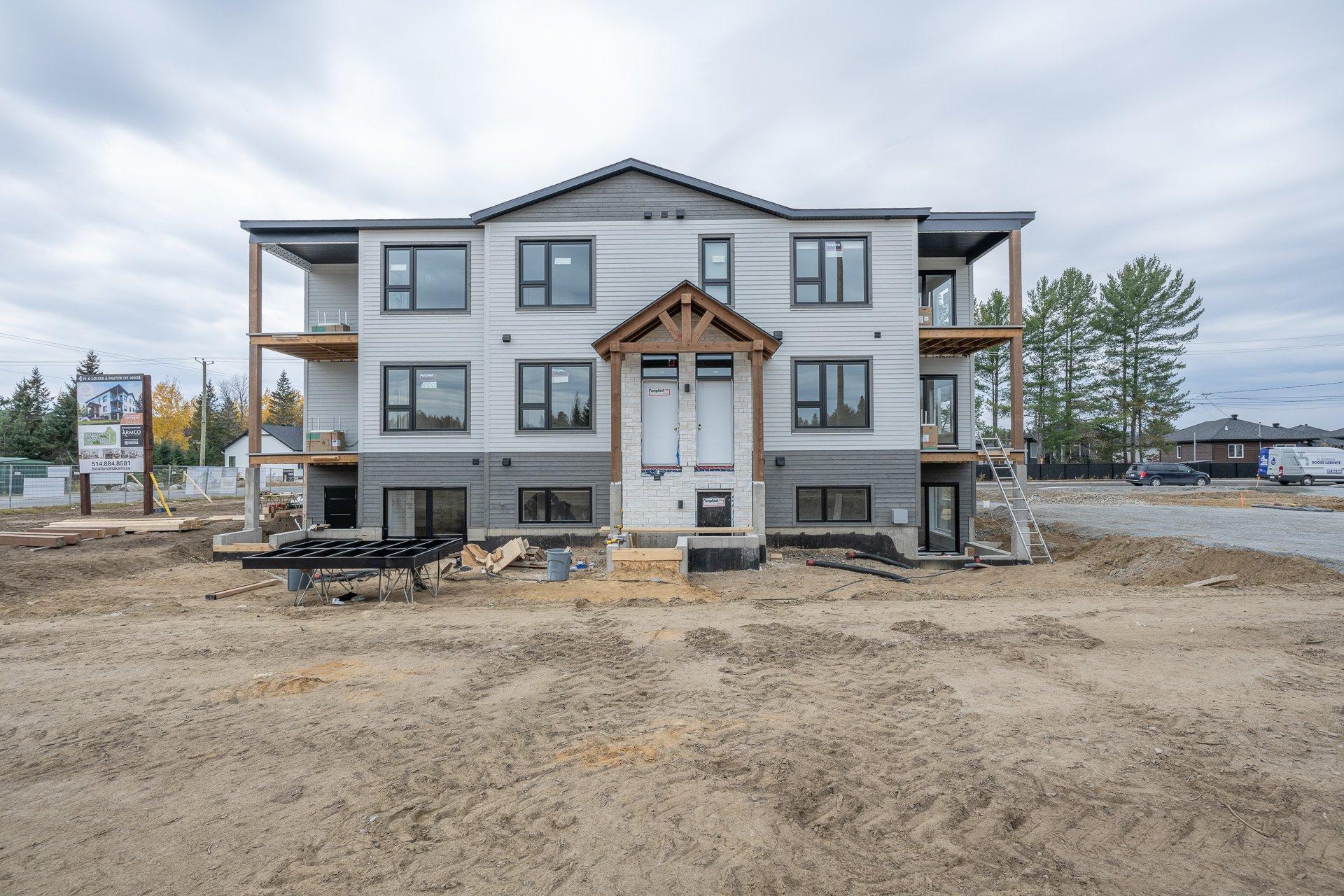 









590


Rue du Ruisseau

, 201,
Mont-Tremblant,




QC
J8E0S6

