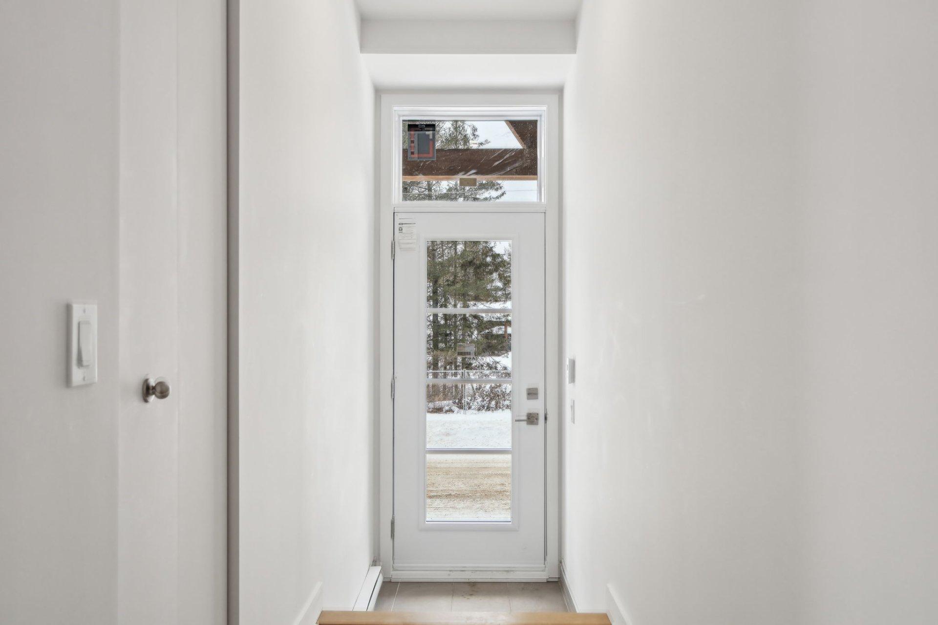 









590


Rue du Ruisseau

, 201,
Mont-Tremblant,




QC
J8E0S6


