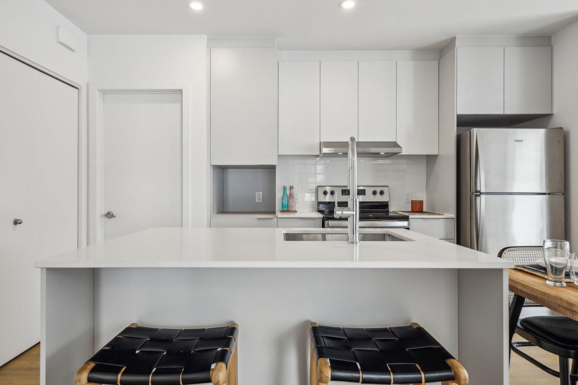 









590


Rue du Ruisseau

, 201,
Mont-Tremblant,




QC
J8E0S6

