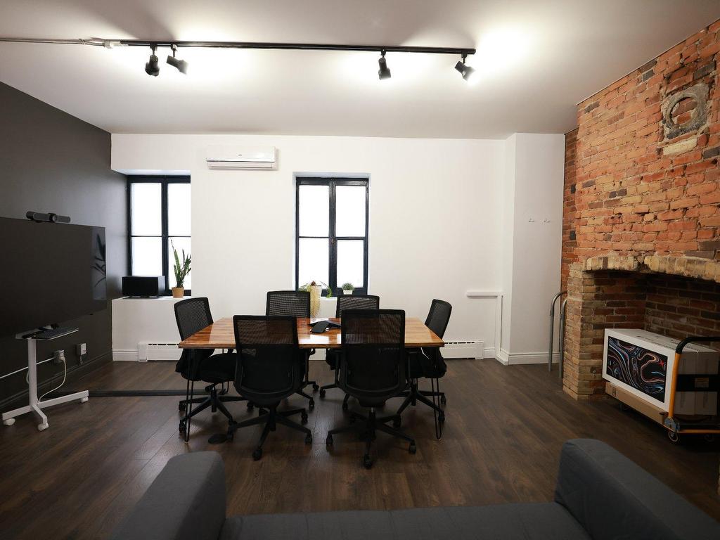 









651

 - 731


Rue St-Vallier E.

,
Québec (La Cité-Limoilou),




QC
G1K3P9

