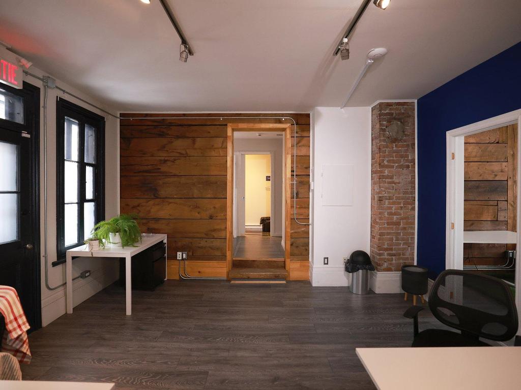 









651

 - 731


Rue St-Vallier E.

,
Québec (La Cité-Limoilou),




QC
G1K3P9

