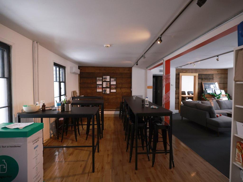 









651

 - 731


Rue St-Vallier E.

,
Québec (La Cité-Limoilou),




QC
G1K3P9

