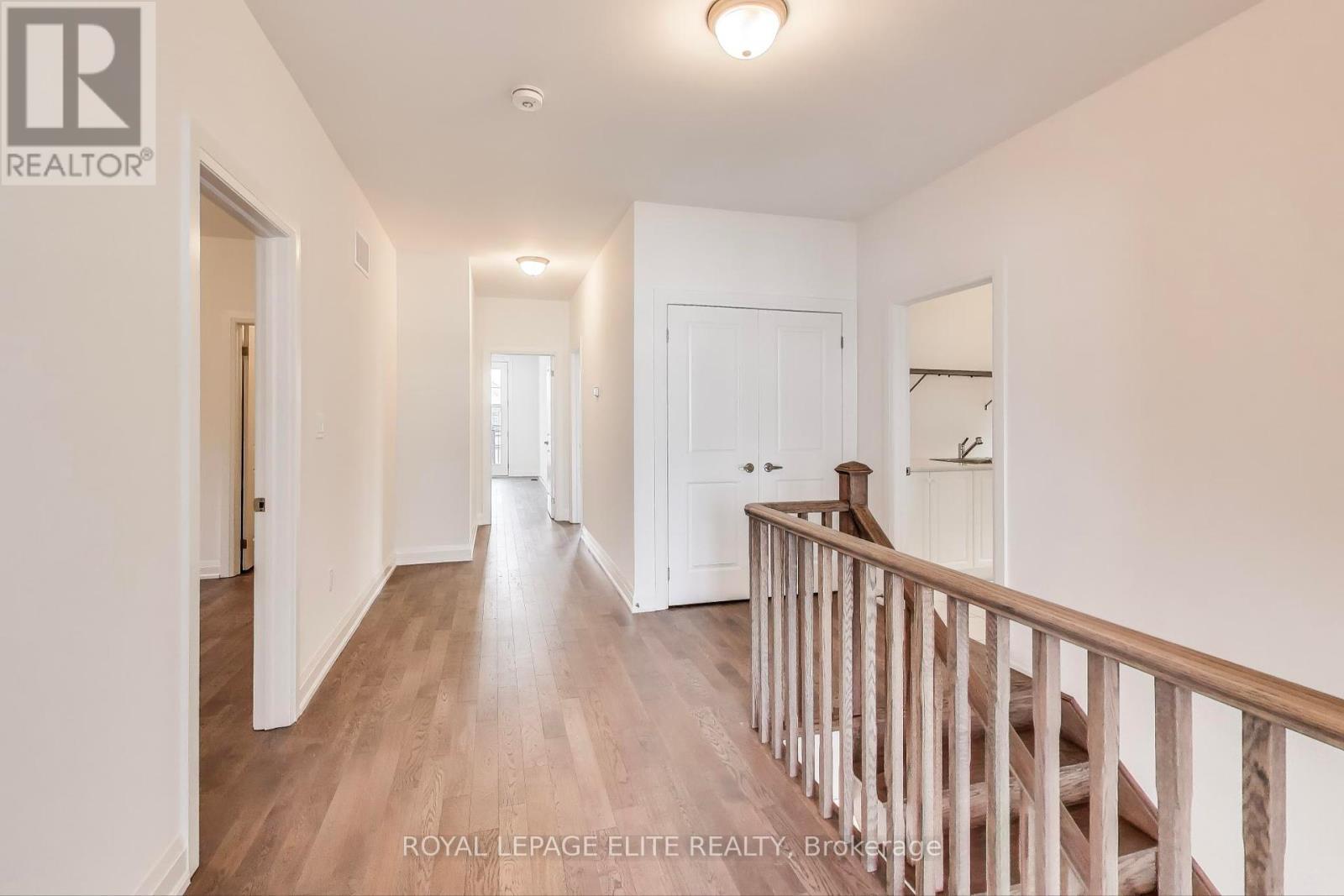 












LOT 12 - 8 DUNDEE STREET

,
Caledon,




Ontario
L7C4K2

