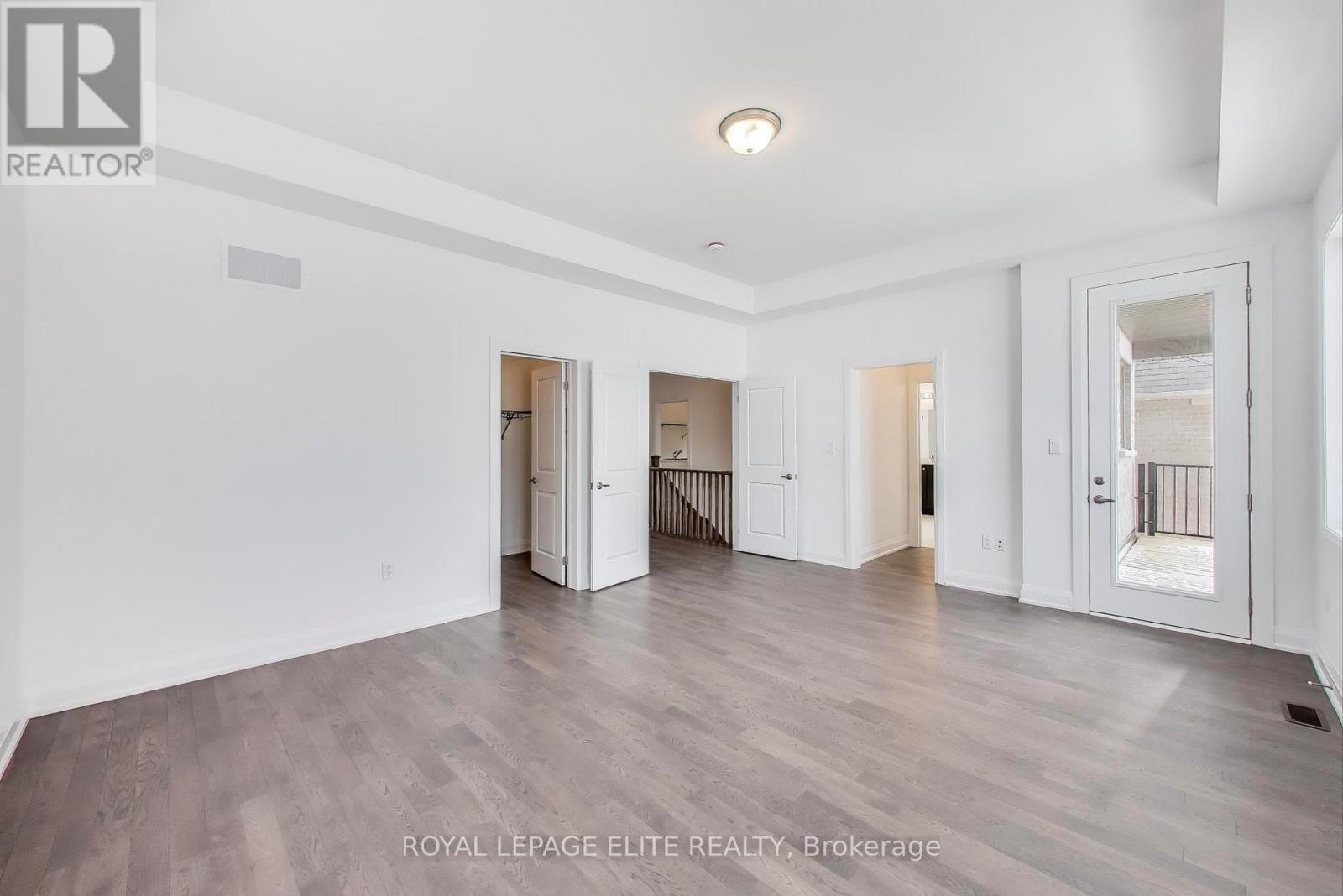 












LOT 12 - 8 DUNDEE STREET

,
Caledon,




Ontario
L7C4K2

