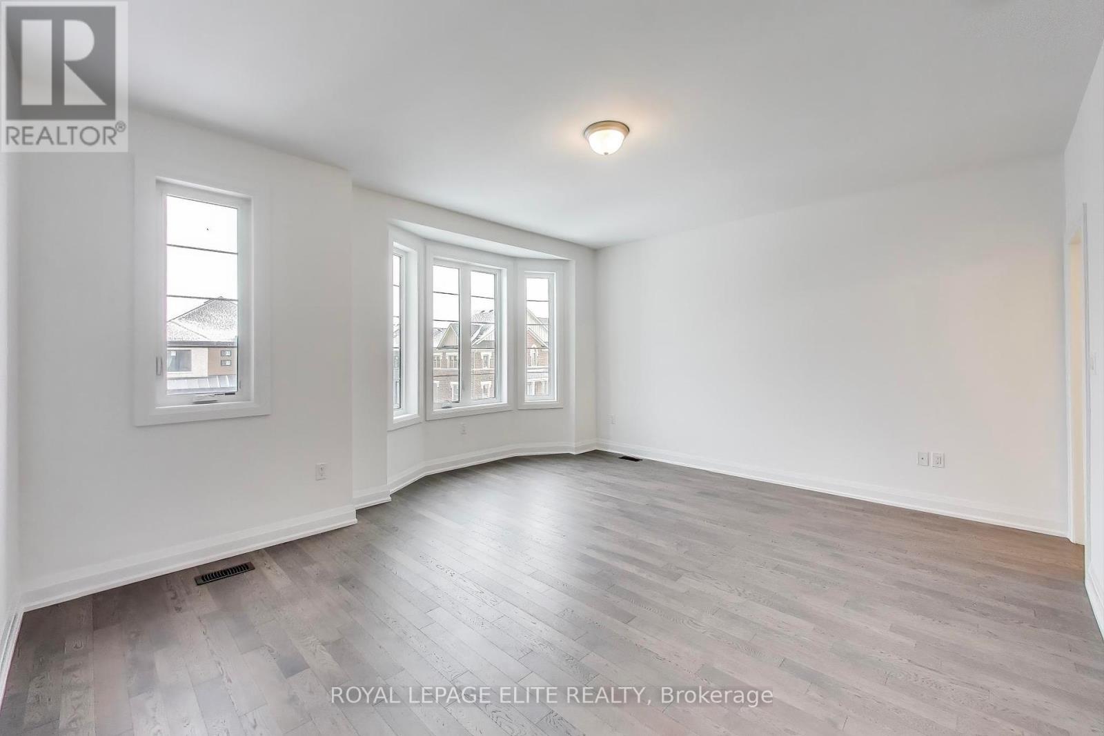












LOT 12 - 8 DUNDEE STREET

,
Caledon,




Ontario
L7C4K2

