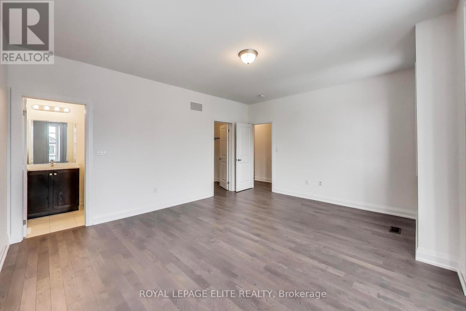 












LOT 12 - 8 DUNDEE STREET

,
Caledon,




Ontario
L7C4K2

