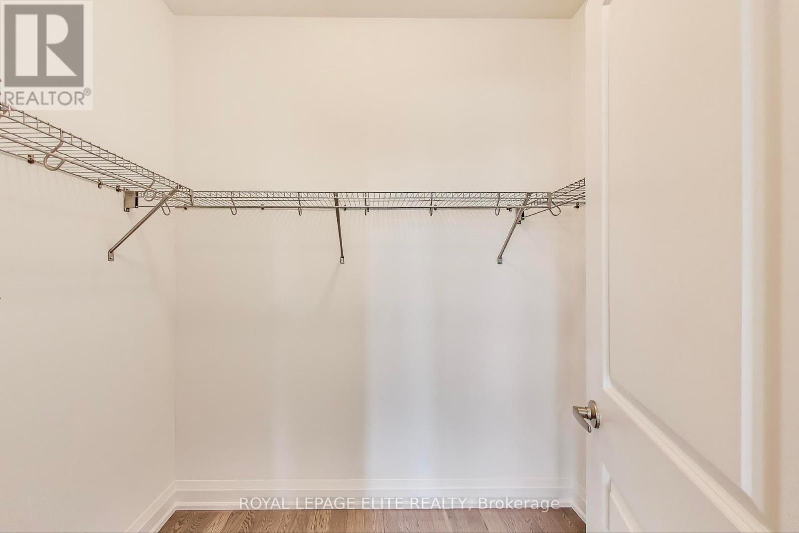 












LOT 12 - 8 DUNDEE STREET

,
Caledon,




Ontario
L7C4K2


