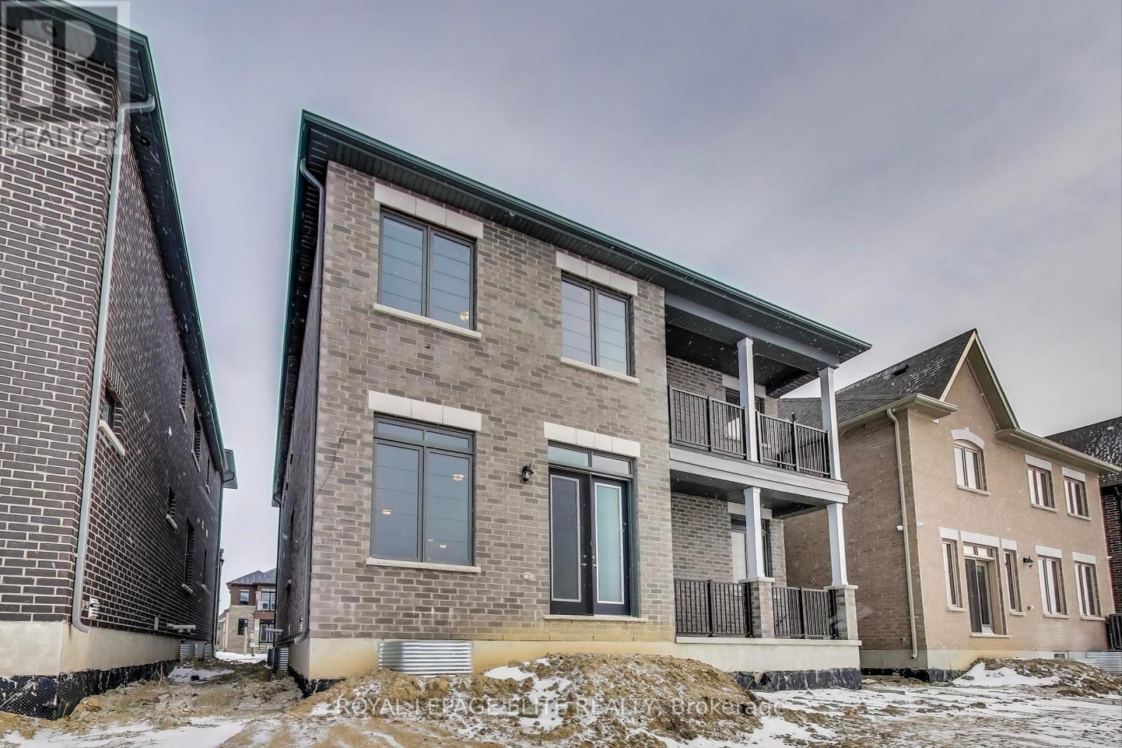 












LOT 12 - 8 DUNDEE STREET

,
Caledon,




Ontario
L7C4K2

