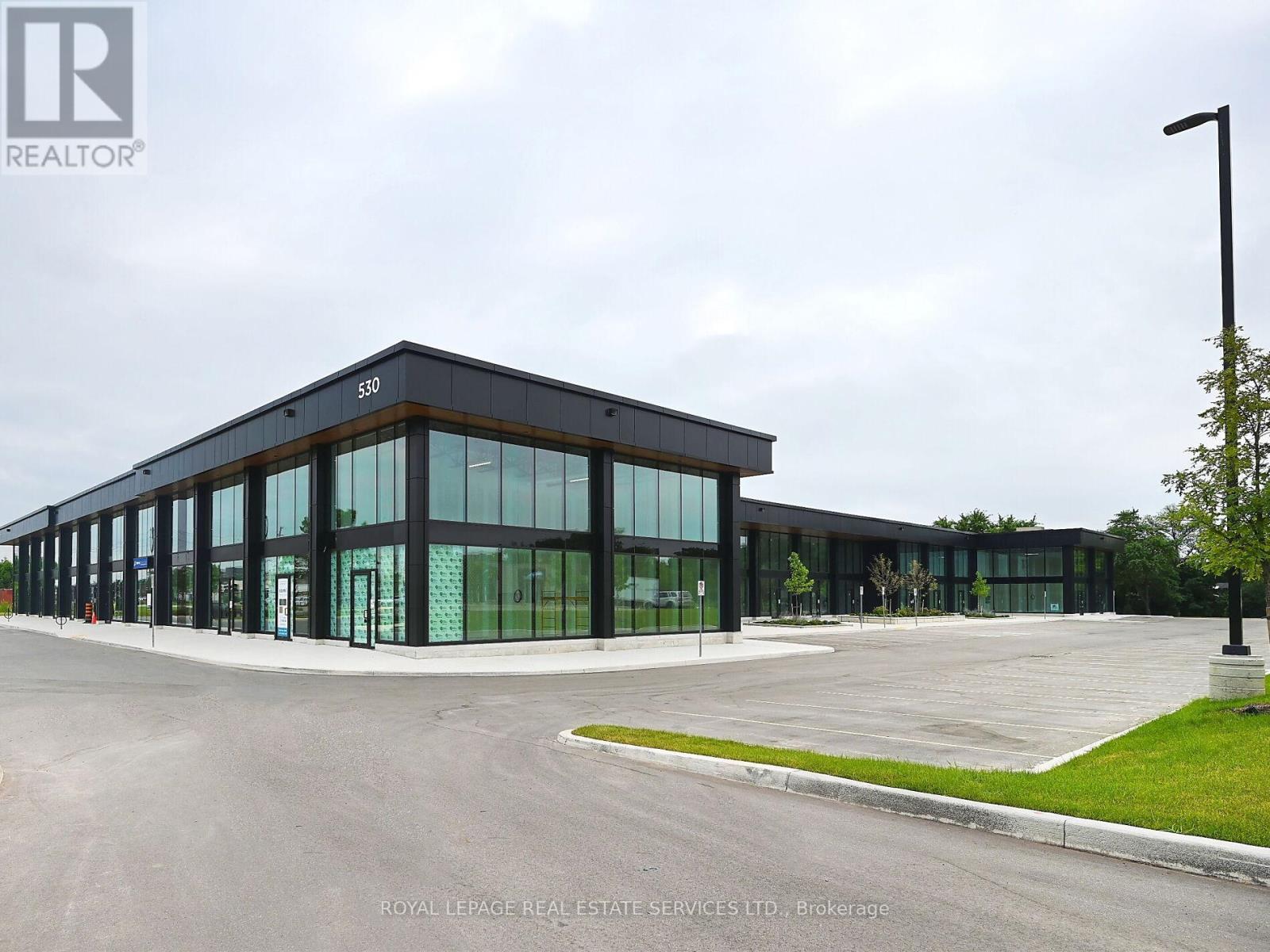 












3 - 530 SPEERS ROAD

,
Oakville,




Ontario
L6K2G3


