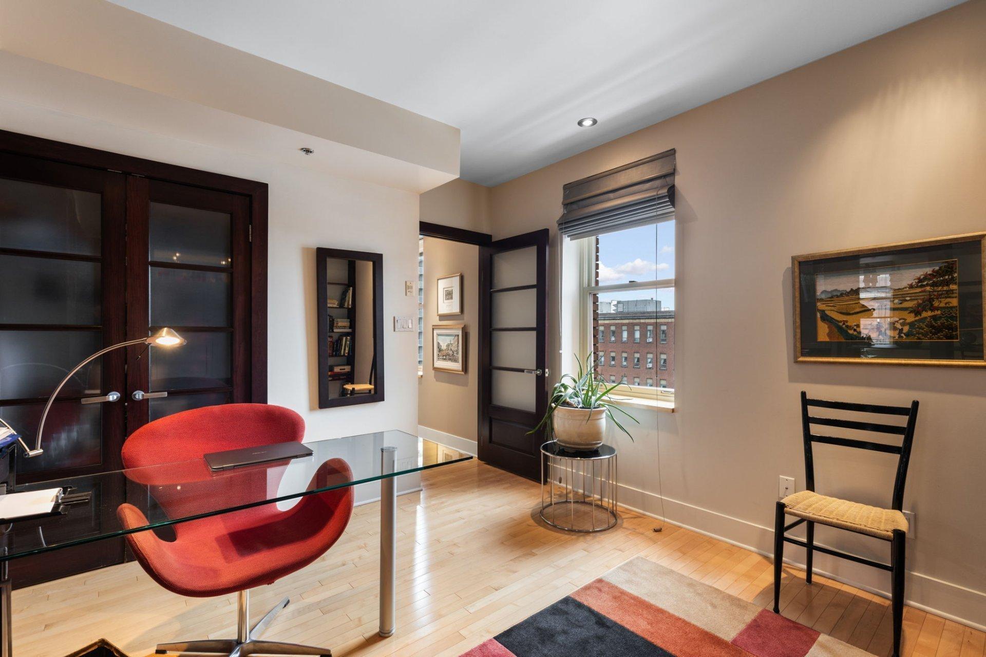 









65


Boul. René-Lévesque E.

, 803,
Montréal (Ville-Marie),




QC
H2X1N2

