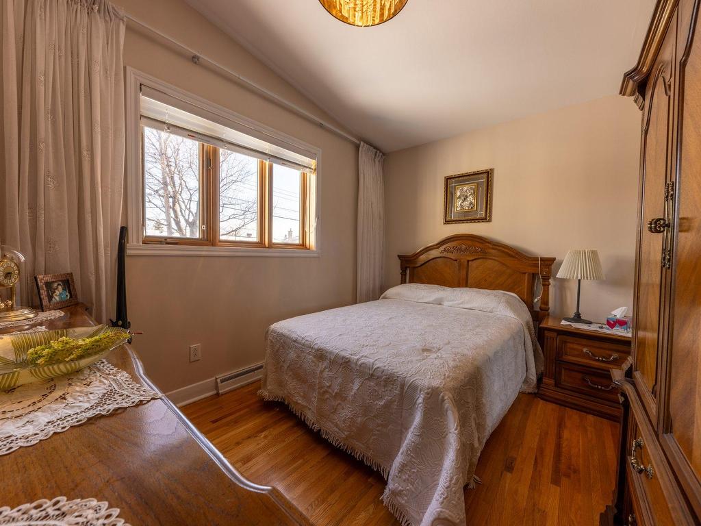 









2715


Boul. de Blois

,
Laval (Duvernay),




QC
H7E1R5

