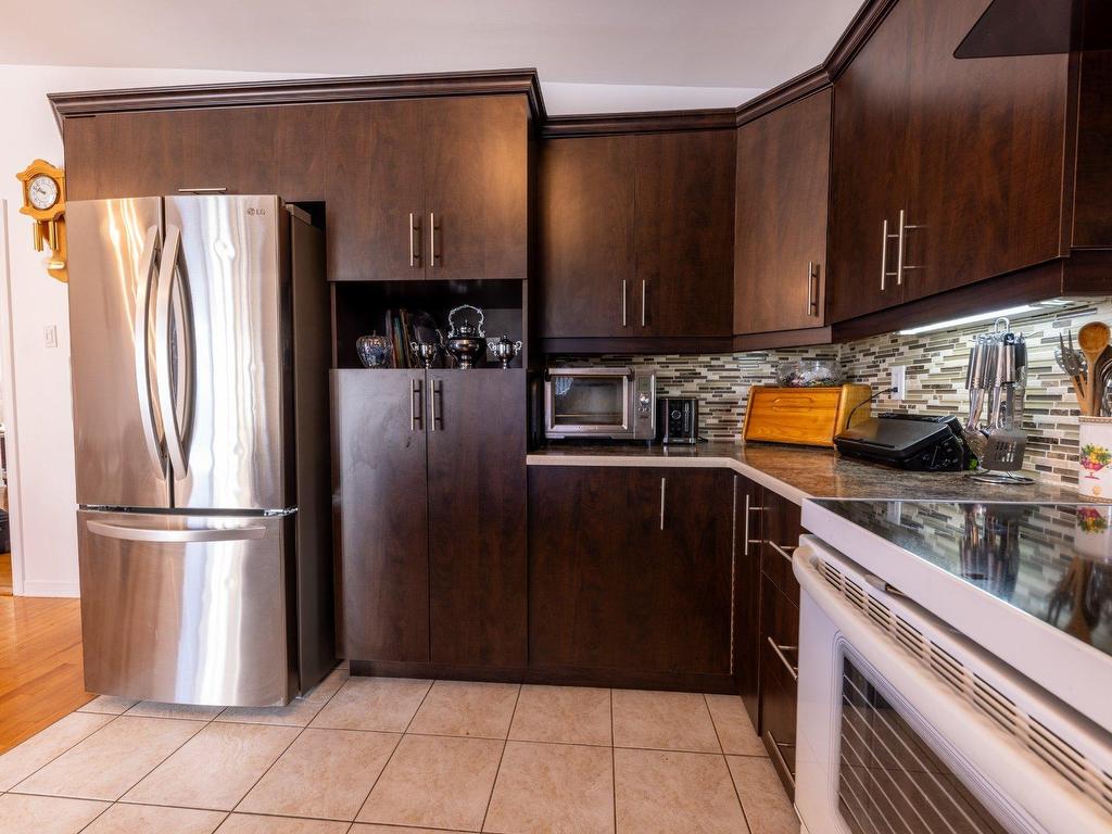 









2715


Boul. de Blois

,
Laval (Duvernay),




QC
H7E1R5

