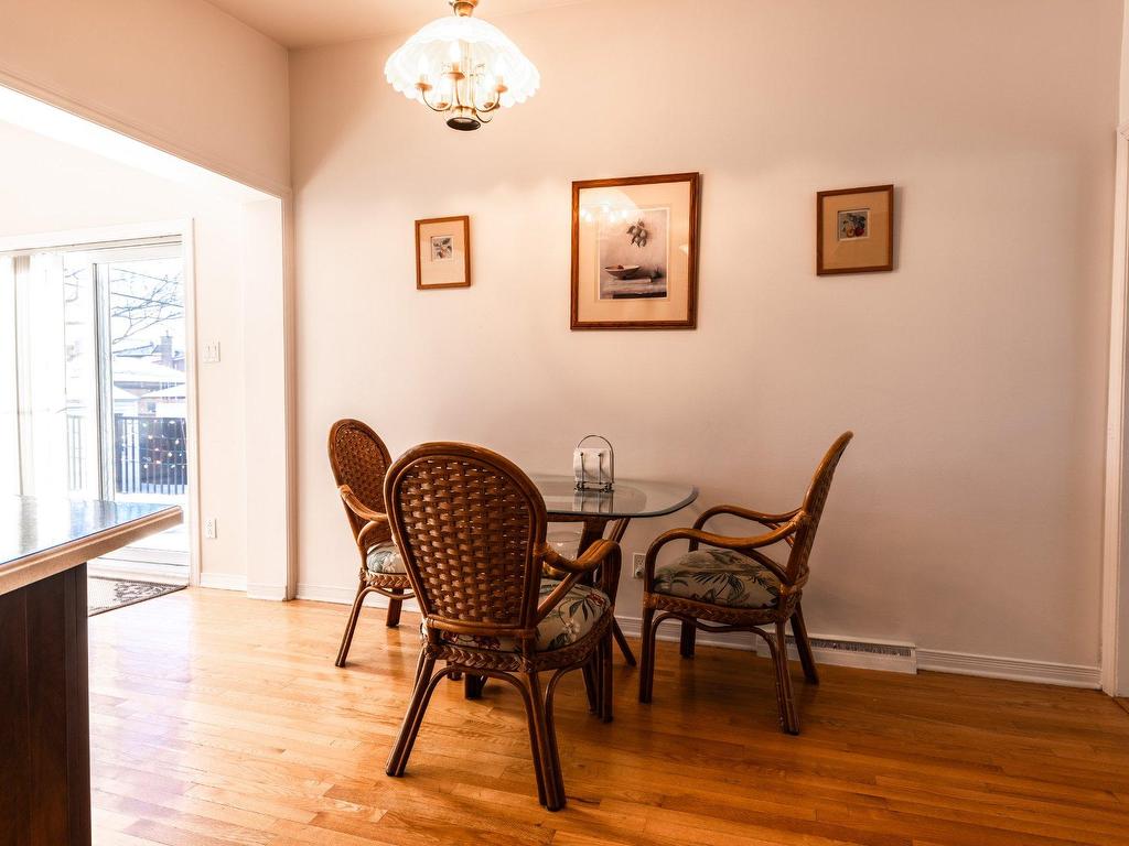 









2715


Boul. de Blois

,
Laval (Duvernay),




QC
H7E1R5

