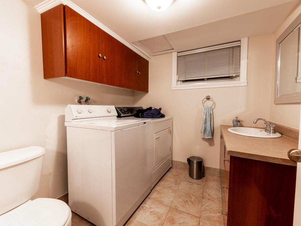 









2715


Boul. de Blois

,
Laval (Duvernay),




QC
H7E1R5

