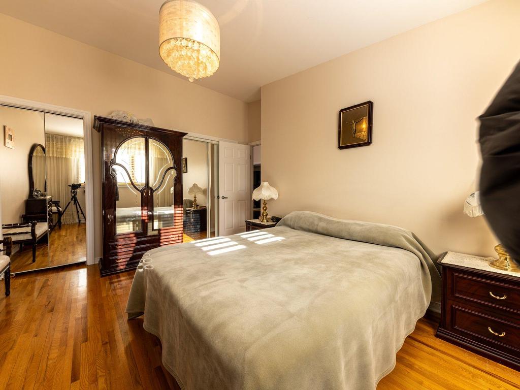 









2715


Boul. de Blois

,
Laval (Duvernay),




QC
H7E1R5

