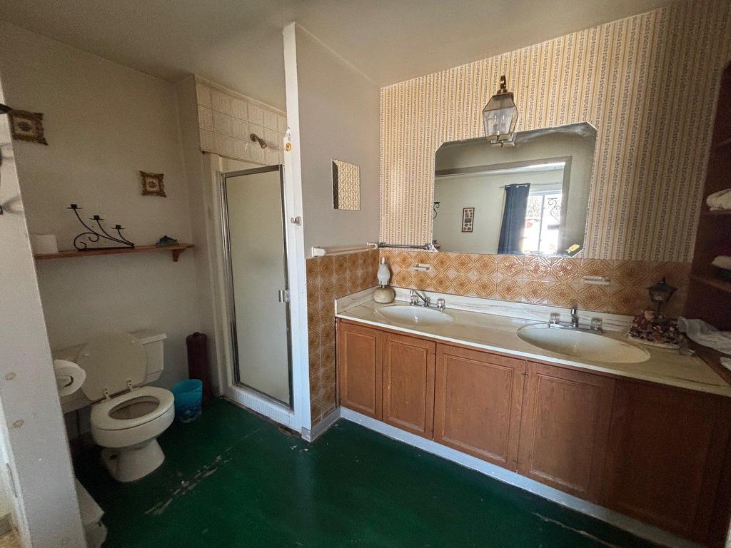 









210


Rue Henri-Bourassa

,
Papineauville,




QC
J0V1R0

