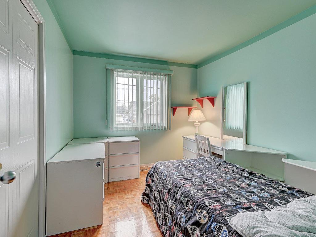 









1065


Rue Bourgeoys

,
Sainte-Catherine,




QC
J5C1Z1

