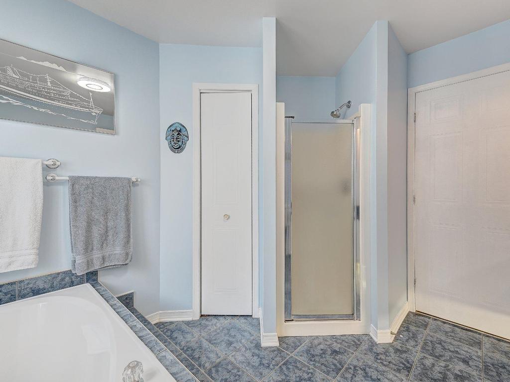 









1065


Rue Bourgeoys

,
Sainte-Catherine,




QC
J5C1Z1

