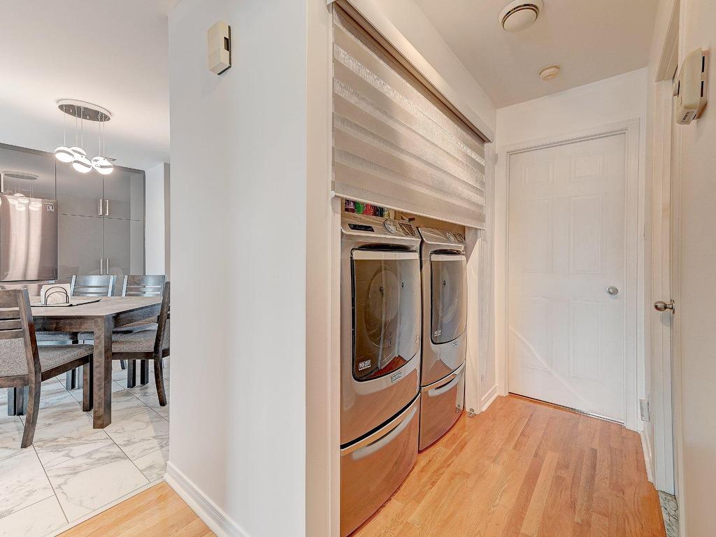 









1065


Rue Bourgeoys

,
Sainte-Catherine,




QC
J5C1Z1

