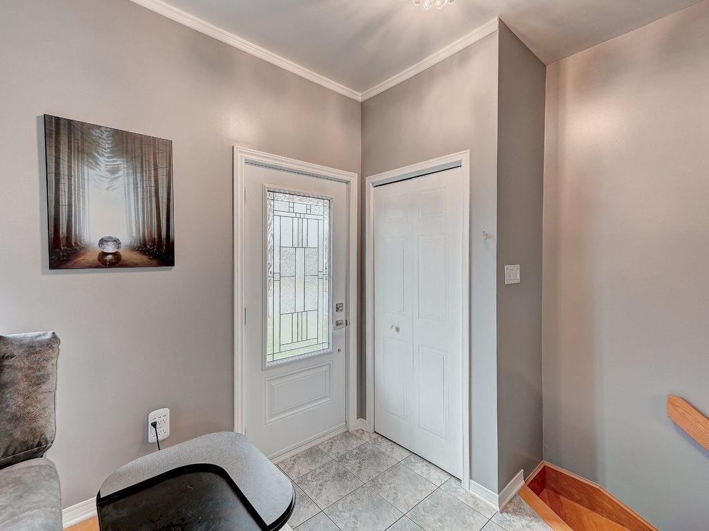 









1065


Rue Bourgeoys

,
Sainte-Catherine,




QC
J5C1Z1

