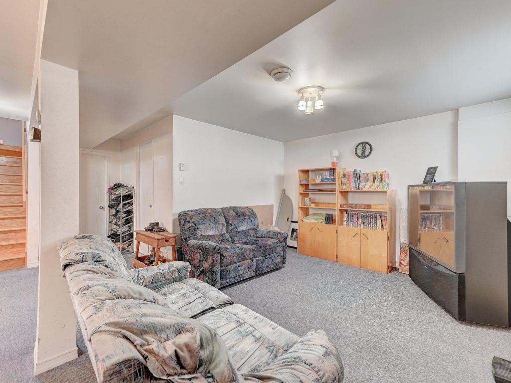 









1065


Rue Bourgeoys

,
Sainte-Catherine,




QC
J5C1Z1

