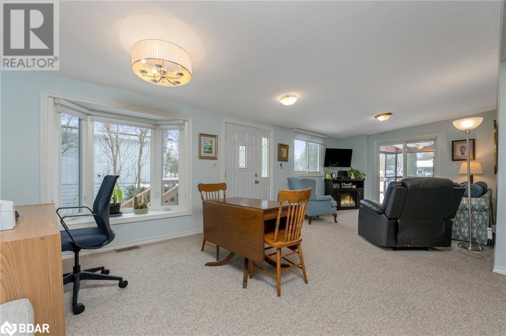












13 BUSH Lane

,
Puslinch,




Ontario
N0B2J0


