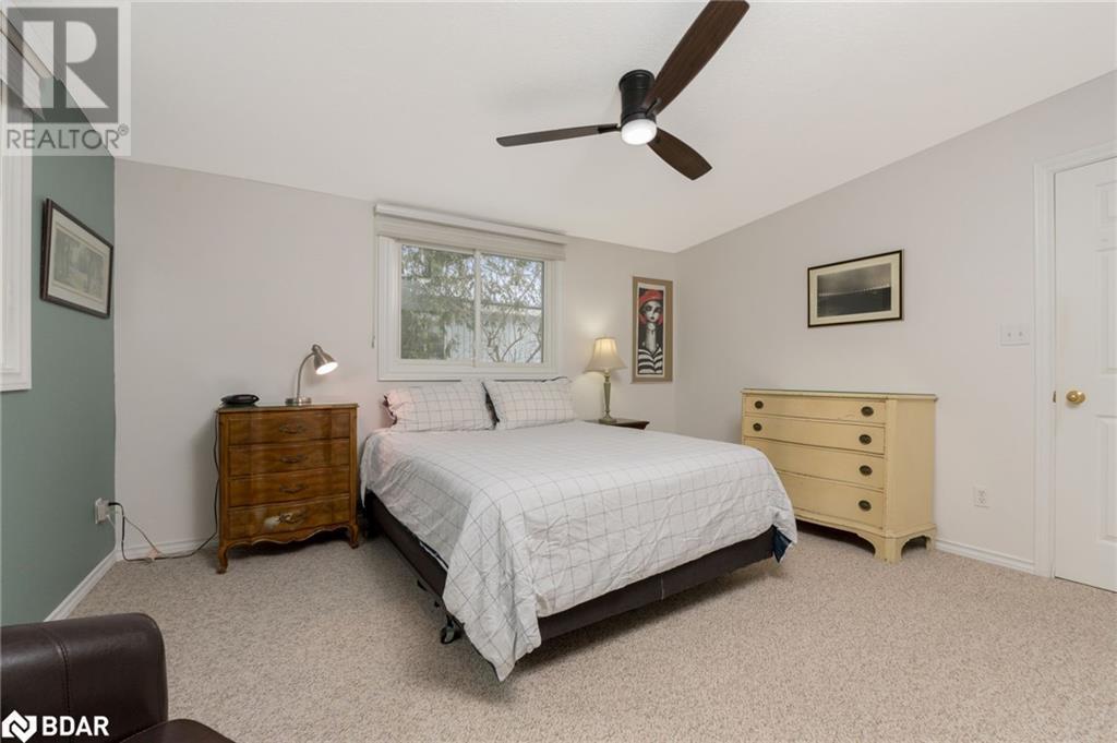 












13 BUSH Lane

,
Puslinch,




Ontario
N0B2J0

